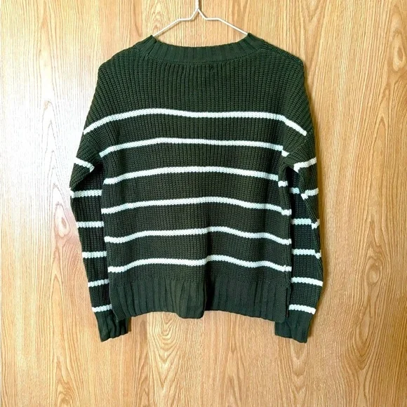 Cable Knit Green/ White Crewneck Stripes Oversized Cropped Sweater - Picture 2 of 5